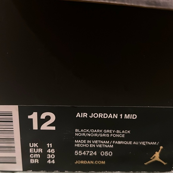 Jordan 1mid - Picture 2 of 4